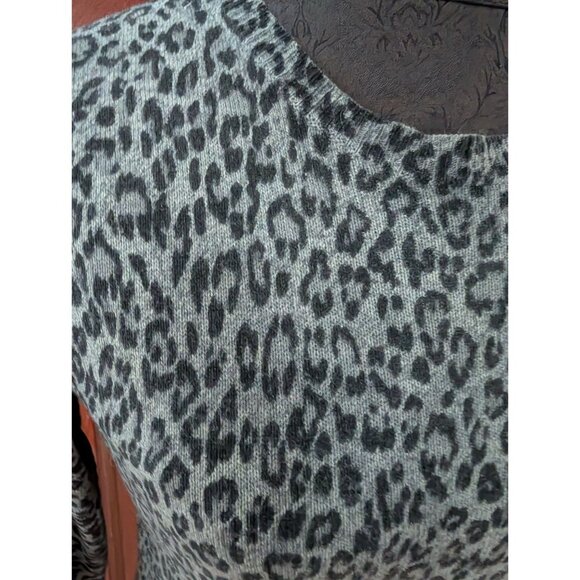 Lauren Ralph Lauren Womens Leopard Print Silk & Cashmere Sweater P/S - Picture 2 of 7